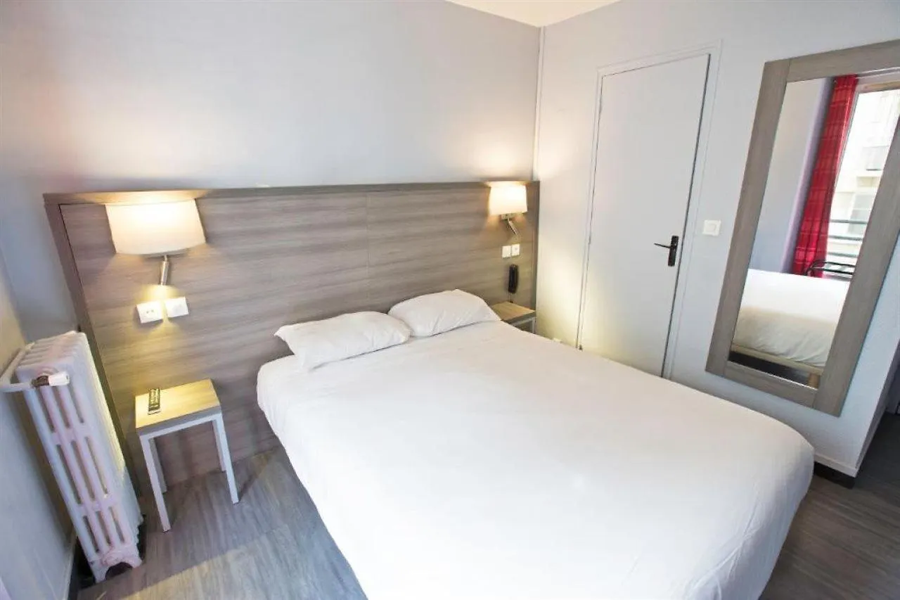 Hipotel Pere-lachaise Republique Hotel 3*