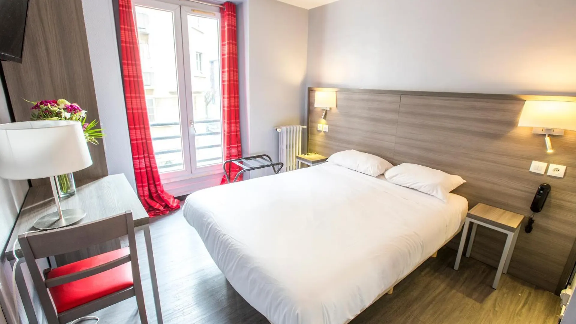Hipotel Pere-lachaise Republique Hotel 3*