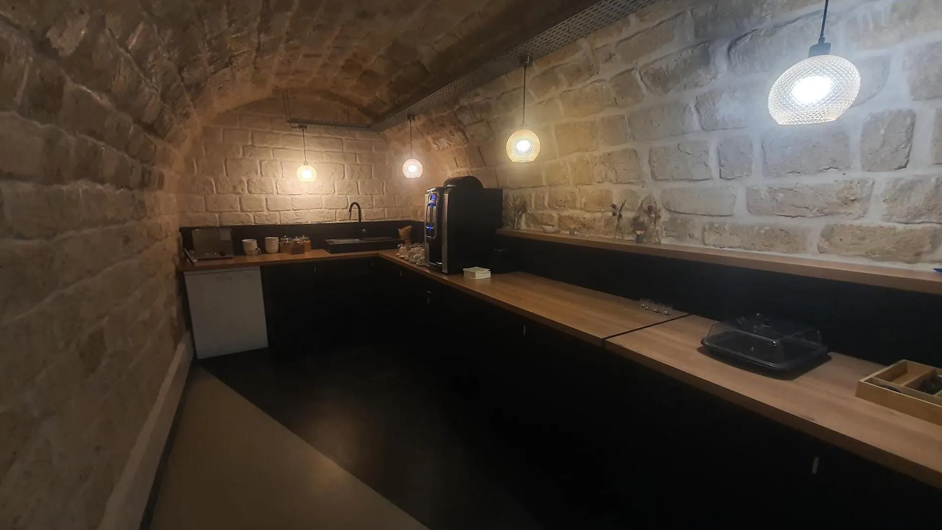 Hotel Hipotel Pere-lachaise Republique 3*