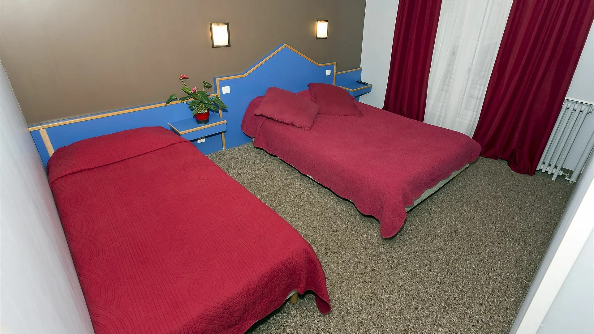 Hotel Hipotel Pere-lachaise Republique Paris