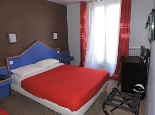 Отель Hipotel Pere-lachaise Republique 3*