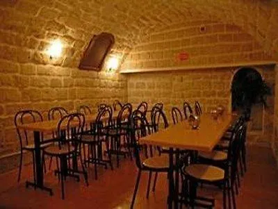 Отель Hipotel Pere-lachaise Republique 3*