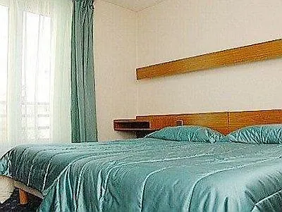 Hipotel Pere-lachaise Republique Отель 3*