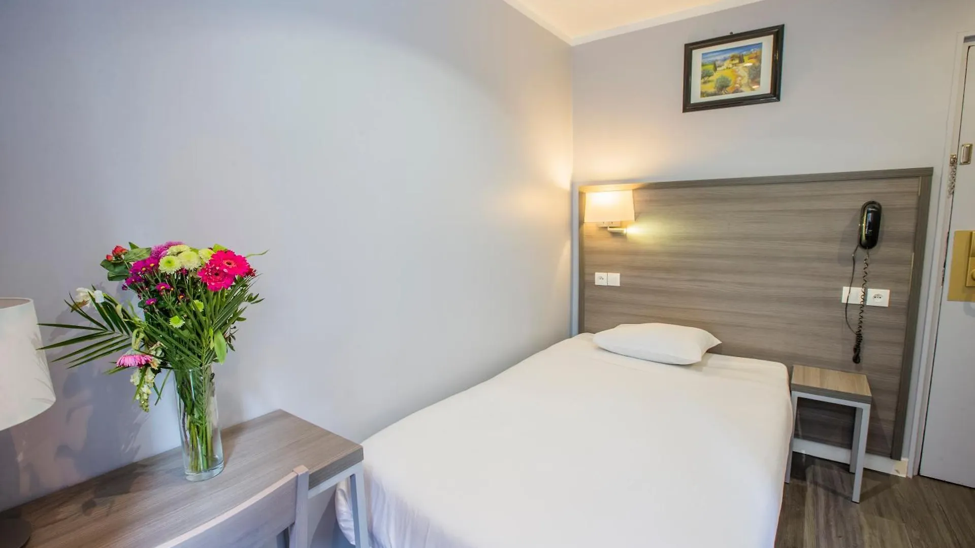 Hotel Hipotel Pere-lachaise Republique