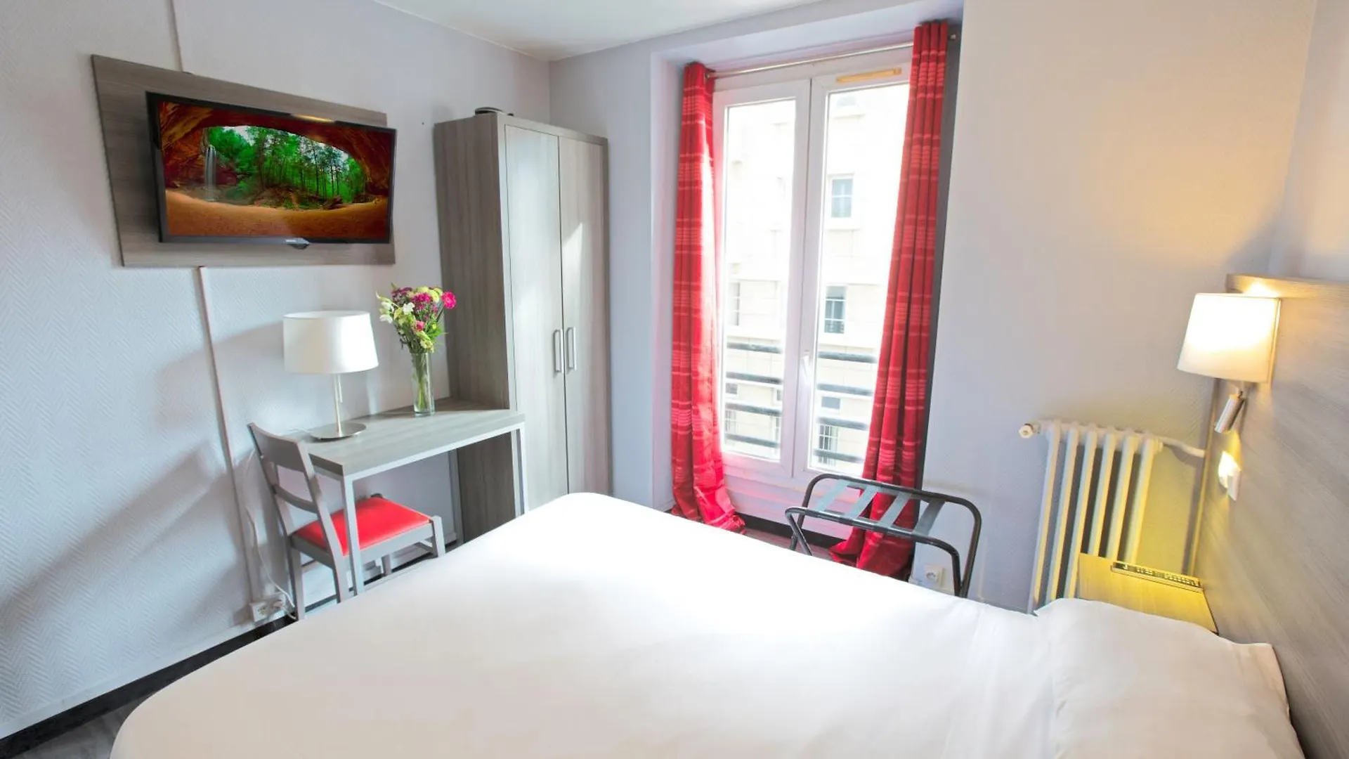 Hipotel Pere-lachaise Republique Hotel Paris
